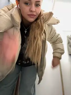 AngelinaTeller online show from 1, 2, 2025