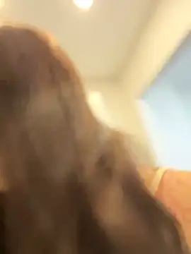 Snapshot of AngelinaTeller chatting on 4, 12, 2025 AngelinaTeller online show from 4, 12, 2025