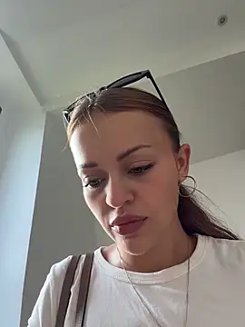 Snapshot of AngelinaTeller chatting on 25, 2, 2026 AngelinaTeller online show from 25, 2, 2026