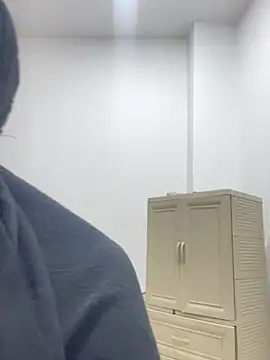 Snapshot of Hijabi_HotGirls chatting on 2, 3, 2025 Hijabi HotGirls online show from 2, 3, 2025