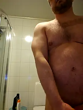 Machoviking1 online show from 17, 4, 2026