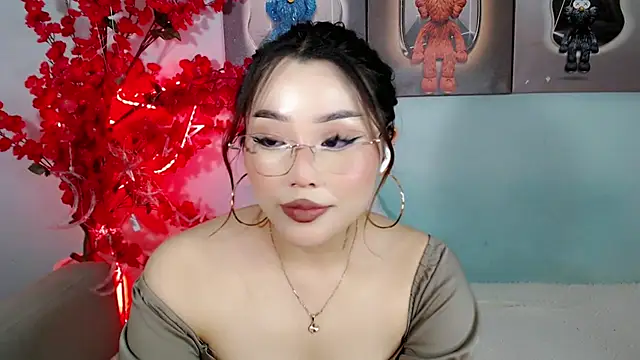 Snapshot of ichiben chatting on 2, 5, 2026 ichiben online show from 2, 5, 2026