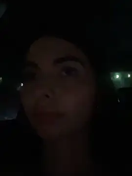 Snapshot of Coralinee_01 chatting on 1, 12, 2025 Coralinee 01 online show from 1, 12, 2025