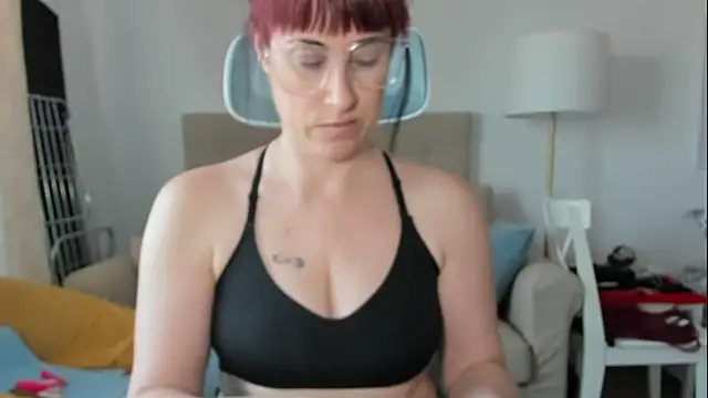 emmita69  online show from 25, 3, 2026