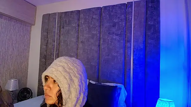 Snapshot of Amareto_ chatting on 4, 5, 2026 Amareto online show from 4, 5, 2026