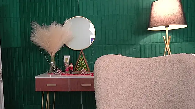 HaileyMoonn online show from 23, 12, 2025