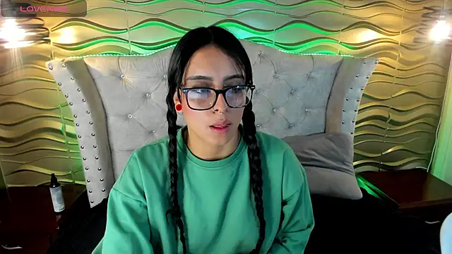 Andreita Jones online show from 24, 1, 2025