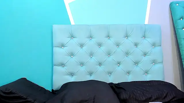 Snapshot of AlondraFerri1 chatting on 7, 2, 2025 AlondraFerri1 online show from 7, 2, 2025