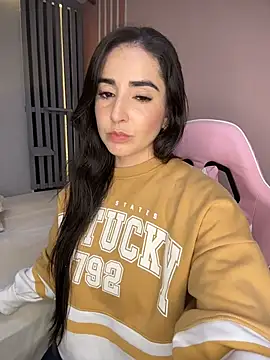 Victoria-And1 online show from 12, 4, 2026