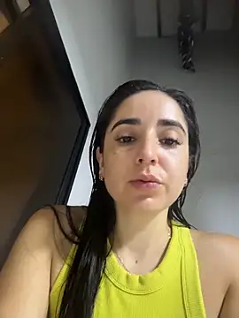 Victoria-And1 online show from 16, 4, 2026