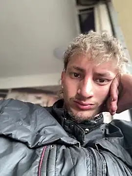 Snapshot of Scott_sex7 chatting on 19, 2, 2026 Scott sex7 online show from 19, 2, 2026