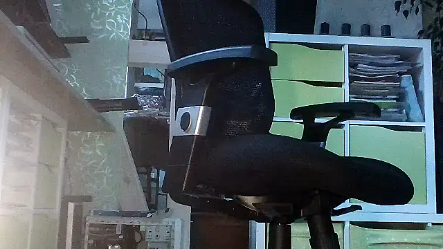 Snapshot of boy-nude chatting on 28, 10, 2025 boy-nude online show from 28, 10, 2025