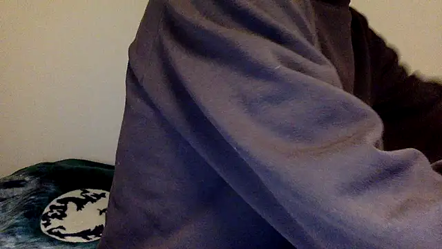 Snapshot of molozeb chatting on 4, 12, 2025 molozeb online show from 4, 12, 2025