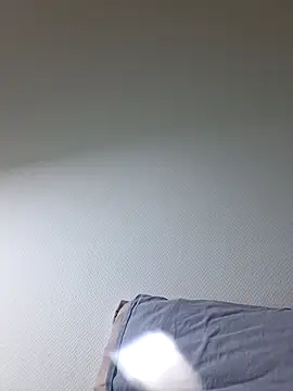 Snapshot of molozeb chatting on 14, 12, 2025 molozeb online show from 14, 12, 2025