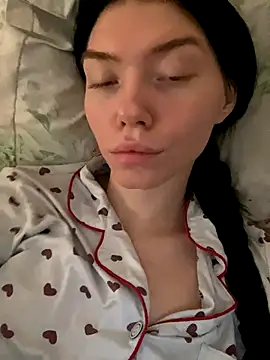 Lisaaa Alisa online show from 3, 10, 2025