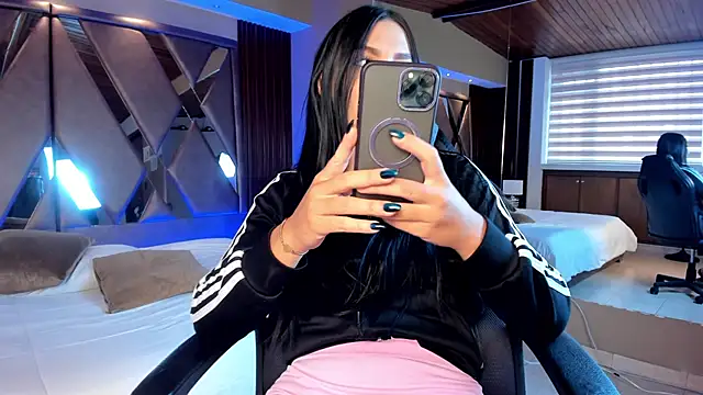 carina rossi online show from 10, 2, 2025