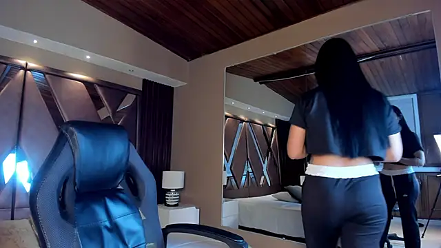 carina rossi online show from 11, 2, 2025