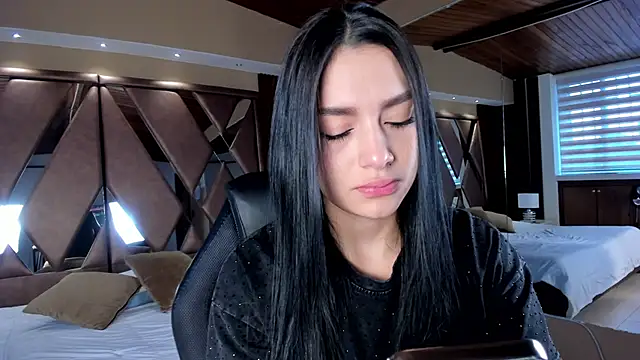 carina rossi online show from 9, 3, 2025