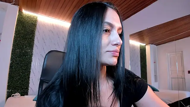 carina rossi online show from 7, 10, 2025