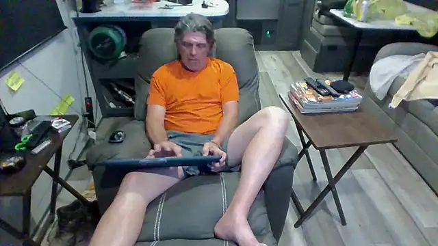 lateniter online show from 31, 3, 2026