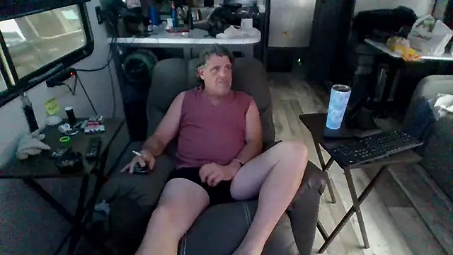 Snapshot of lateniter chatting on 12, 5, 2026 lateniter online show from 12, 5, 2026