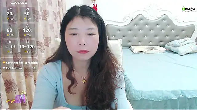 Snapshot of -Shirleyni_ chatting on 14, 11, 2025 -Shirleyni online show from 14, 11, 2025