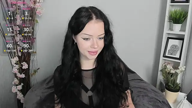 Snapshot of Lori__Hell chatting on 29, 4, 2026 Lori Hell online show from 29, 4, 2026