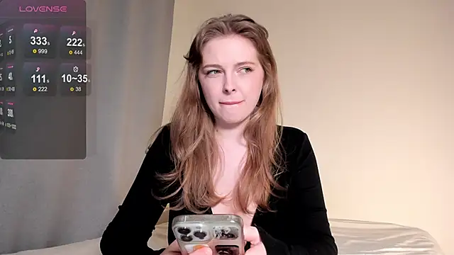 mercedescutee online show from 29, 1, 2025