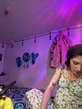 Snapshot of LiliJones_ chatting on 26, 5, 2026 LiliJones online show from 26, 5, 2026