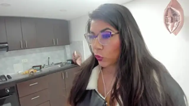 Luna Dumont online show from 19, 2, 2026