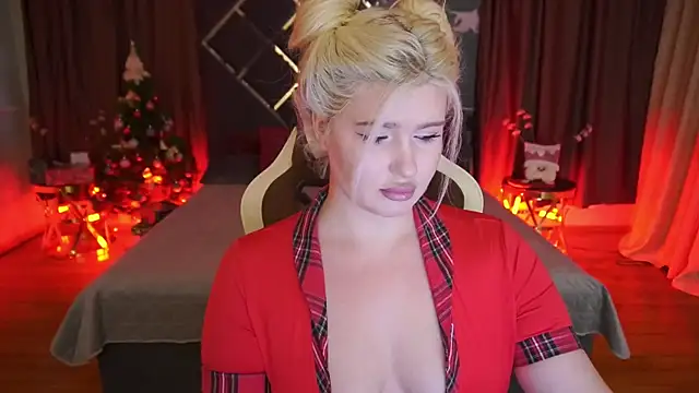 CocoSecretss online show from 16, 12, 2025