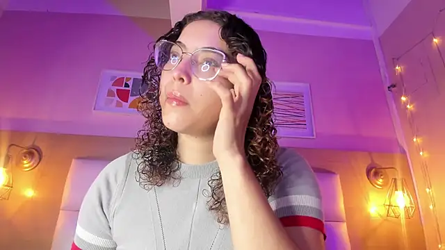 Snapshot of Dollar-girl chatting on 26, 1, 2025 Dollar-girl online show from 26, 1, 2025