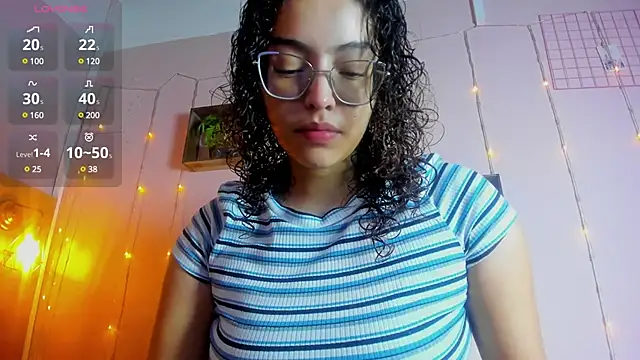 Snapshot of Dollar-girl chatting on 19, 2, 2025 Dollar-girl online show from 19, 2, 2025