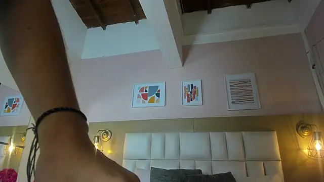 Snapshot of Dollar-girl chatting on 13, 3, 2025 Dollar-girl online show from 13, 3, 2025