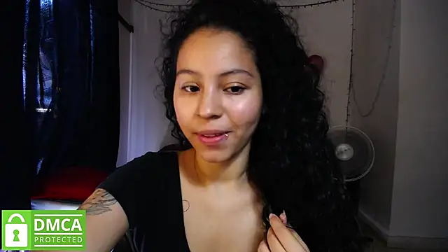 Snapshot of Mr_MrsCurie chatting on 10, 12, 2024 Mr MrsCurie online show from 10, 12, 2024