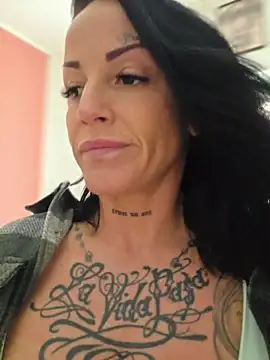 Snapshot of EmilyDiazofficial chatting on 11, 6, 2026 EmilyDiazofficial online show from 11, 6, 2026