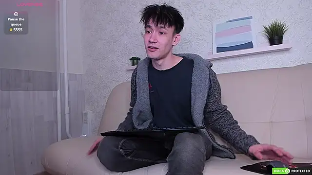 Snapshot of CalvinOwens chatting on 3, 3, 2025 CalvinOwens online show from 3, 3, 2025