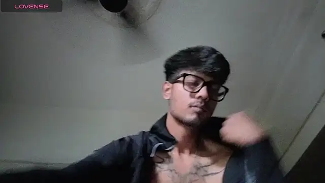 Snapshot of just_fucks chatting on 2, 7, 2026 just fucks online show from 2, 7, 2026