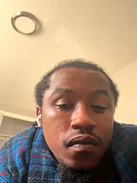 Snapshot of MandingoSlinging chatting on 16, 10, 2025 MandingoSlinging online show from 16, 10, 2025