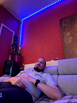 Snapshot of Denislamalice34 chatting on 19, 11, 2025 Denislamalice34 online show from 19, 11, 2025