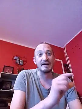 Denislamalice34 online show from 10, 3, 2026