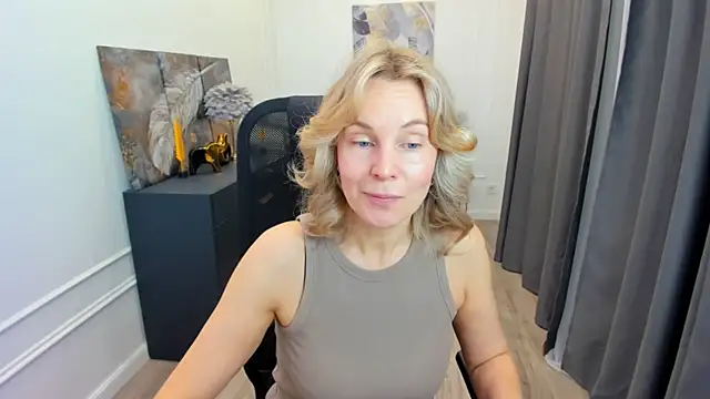 Snapshot of Sinty_Devis chatting on 16, 5, 2026 Sinty Devis online show from 16, 5, 2026