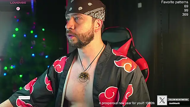 Snapshot of just_maxii chatting on 13, 1, 2026 just maxii online show from 13, 1, 2026