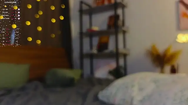 IdaValenti online show from 12, 2, 2025