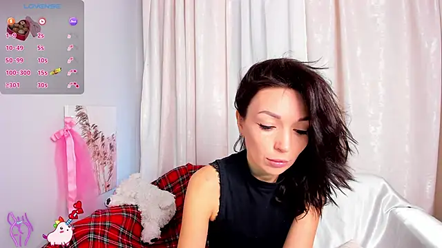 jessica tiny online show from 14, 10, 2025