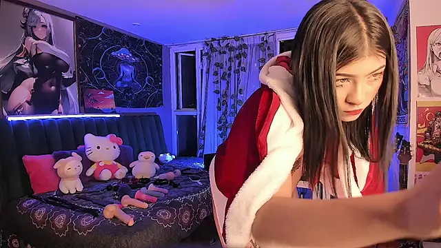 LanaKyutt online show from 8, 12, 2024