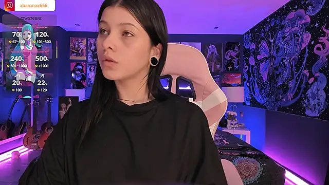 LanaKyutt online show from 18, 9, 2025