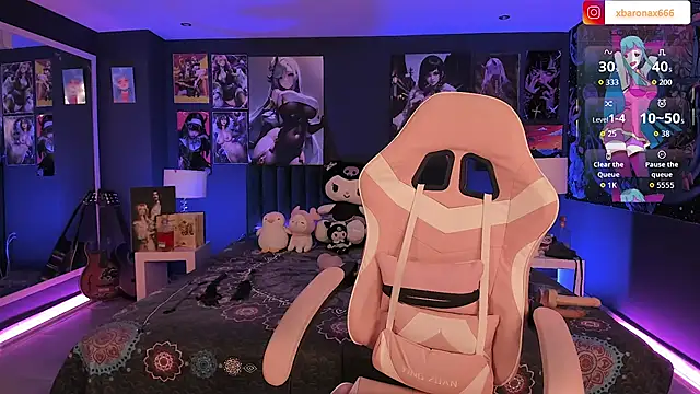 LanaKyutt online show from 22, 11, 2025