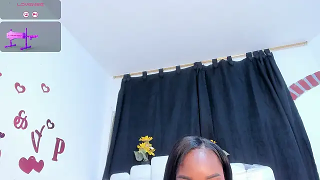 RoxannaBlanche online show from 24, 3, 2026