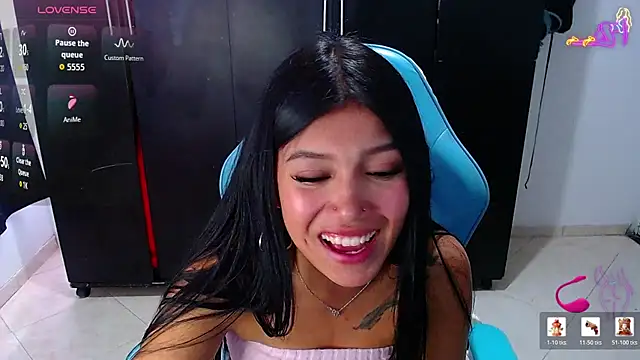Snapshot of emily_rosse04 chatting on 26, 6, 2026 emily rosse04 online show from 26, 6, 2026